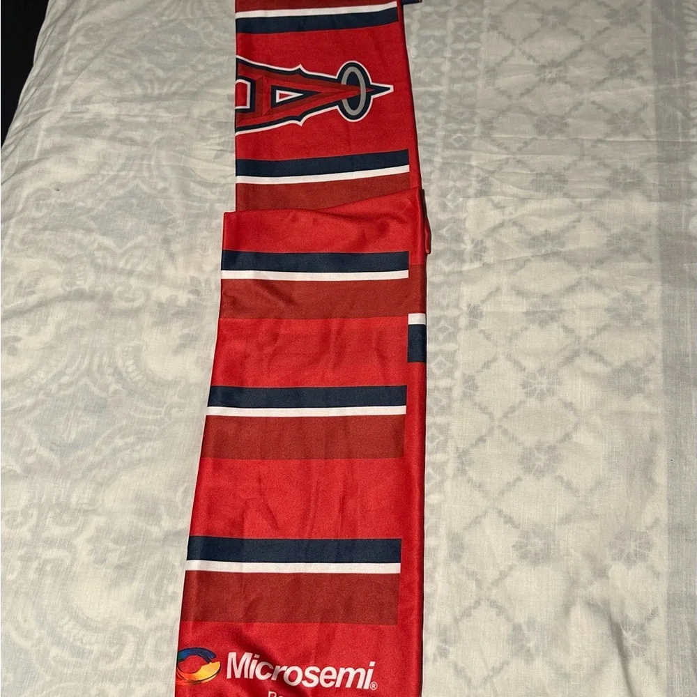 Red Angels Scarf